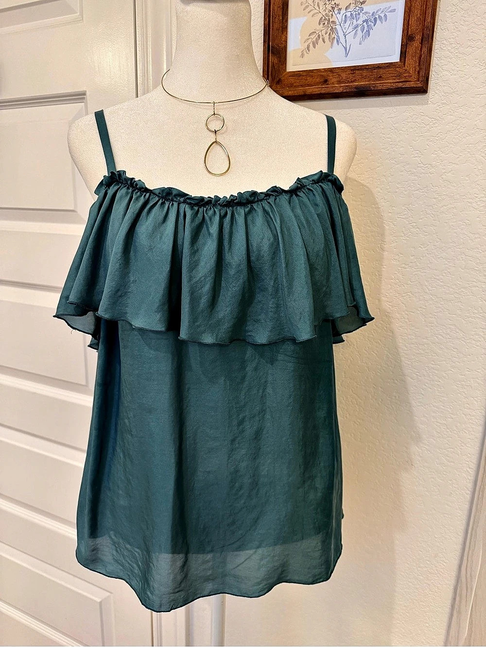 MNG Ruffle Cami in Teal Size Medium Like New
